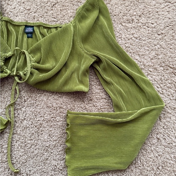 Green Flare long sleeve top - Picture 5 of 8